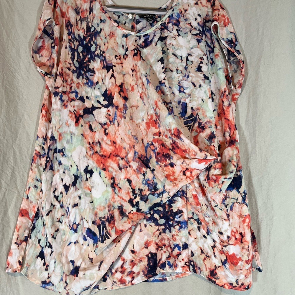 a.n.a A New Approach XL Abstract Floral Watercolor Draped Front Blouse Top